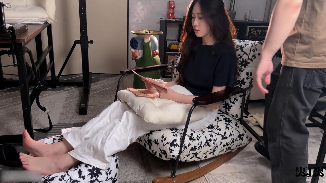 灯火 38码体育生白袜TK