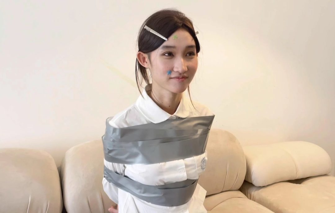 【缚艺录】【小伟】新模的胶带捆绑体验