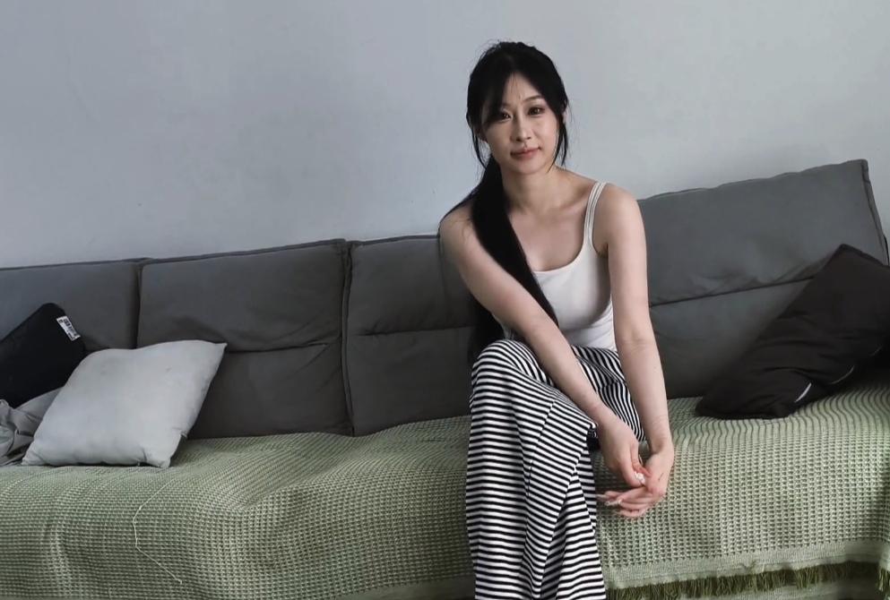【禾一原创】（私人订制)《奈奈强制紧缚体验》非常小妈欲的一个小美 最后有采访