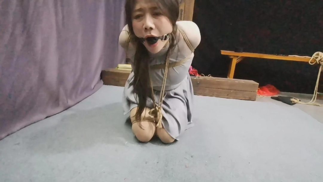 定拍：李然紧缚折磨