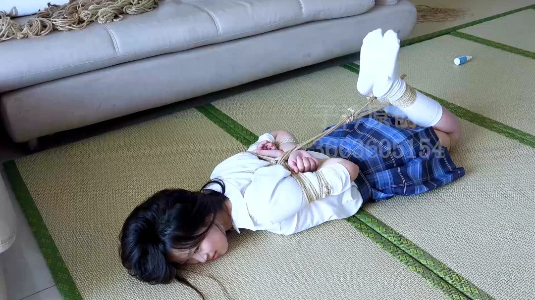 小凝 紧缚挣扎挠痒