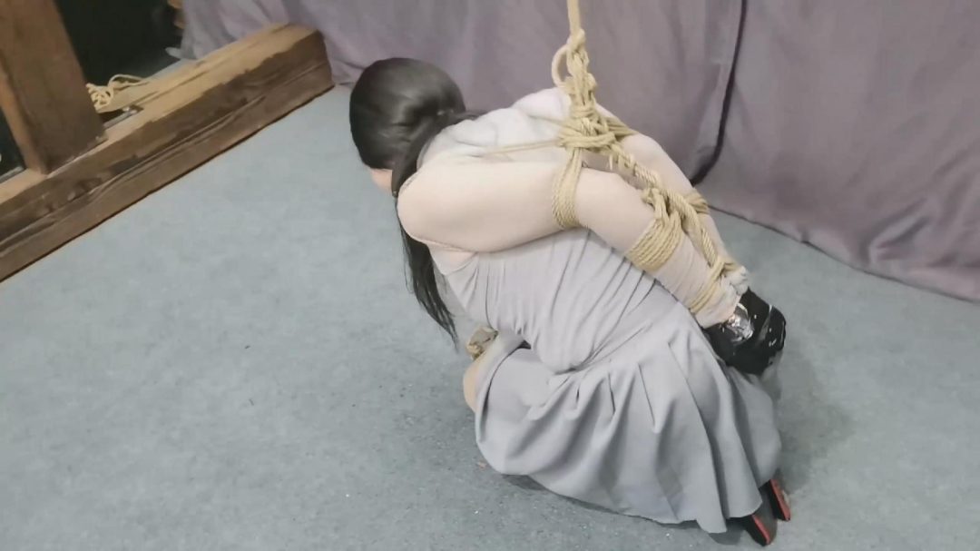 定拍：李然紧缚折磨