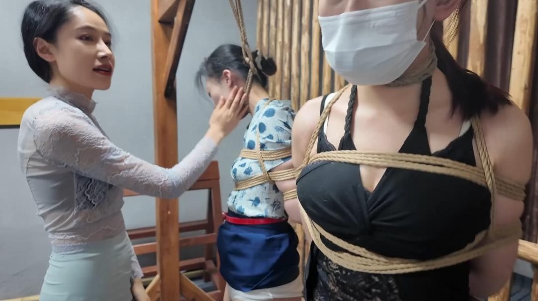 空虚大公子 被捆绑的空姐续