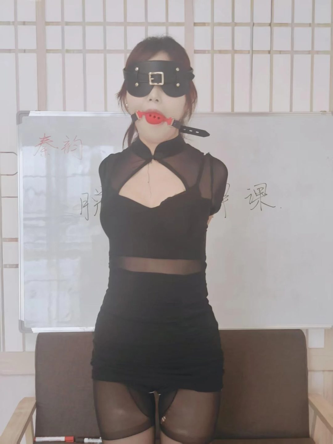 秦韵绳屋 自夸为脱缚专家的某某人