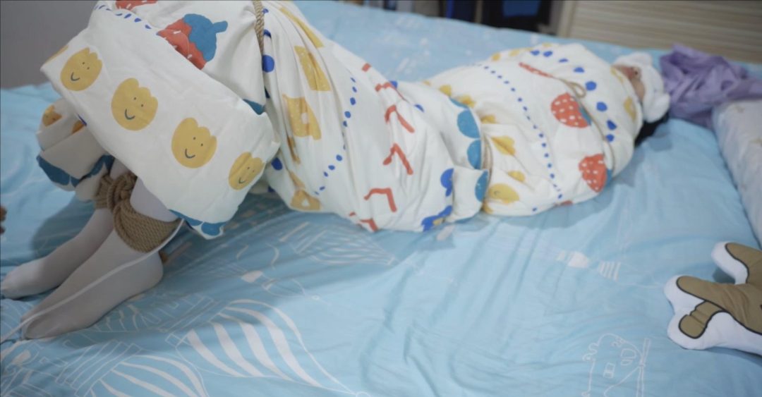 【安妮的芭蕾梦】白丝舞蹈袜芭蕾鞋基本功口活训练强制开腿吊缚立足尖后手合掌缚保鲜膜全包tk
