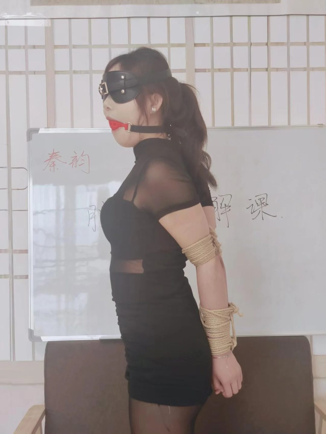 秦韵绳屋 自夸为脱缚专家的某某人