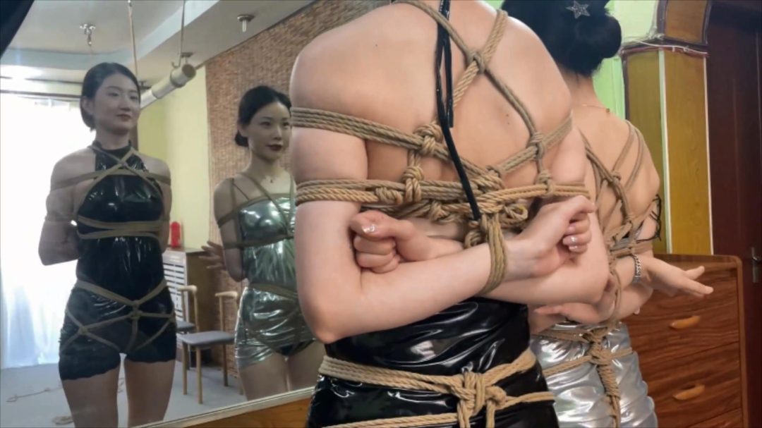 【鑫鑫工作室定拍】人气女神柳洋&王钰绳缚访谈实录 高挑姐妹花做客工作室 紧缚+采访 清纯风+御姐风的碰撞