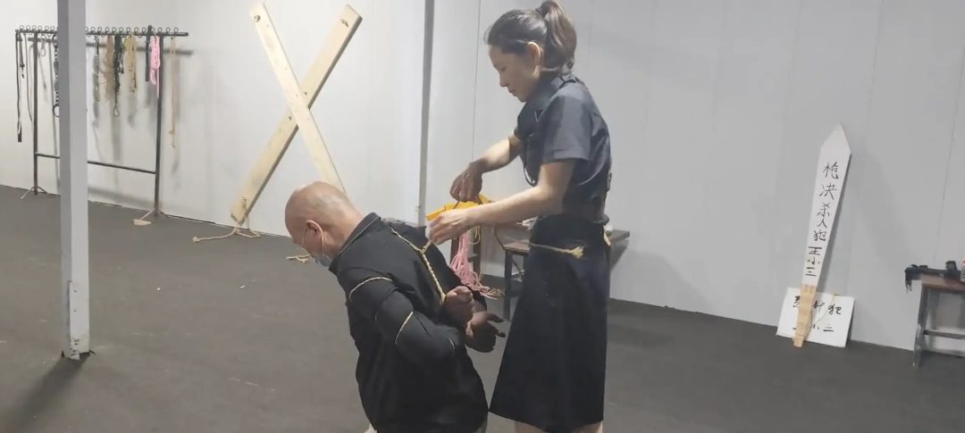 静雅 美女小丽审问处决