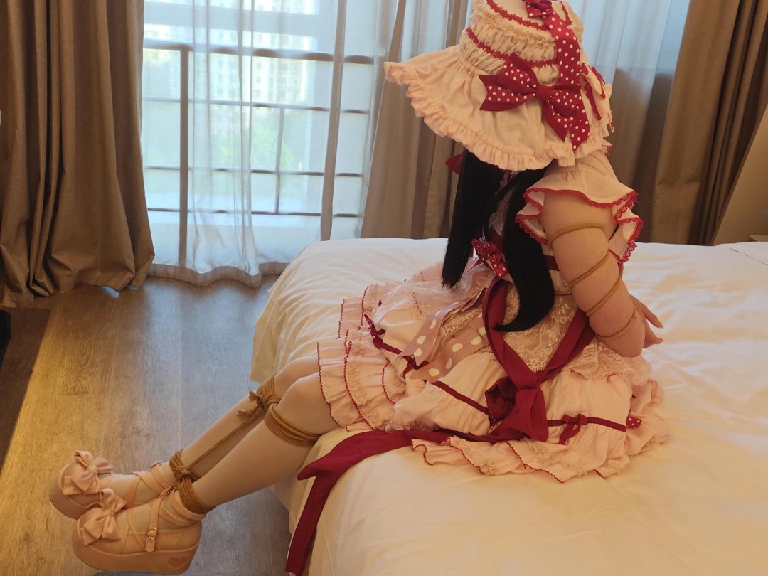 XcTian 白丝lo娘小圆的捆绑挣扎初体验
