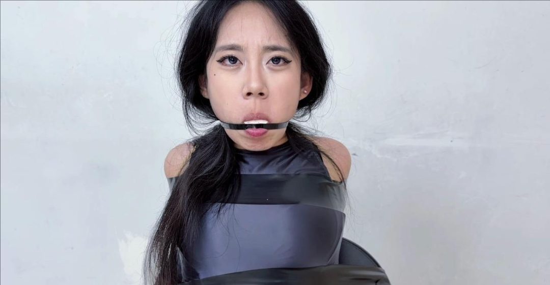 【折磨指挥官】冰柠 椅缚 单手套 扎带 弹力球 直臂 胶带 原味内裤堵嘴 M腿