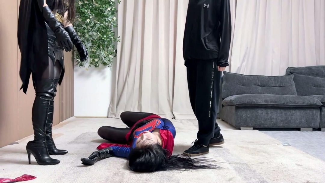 女英雄研究所 [李然 吴晗]女超人惨败:女魔王的凌辱 正片 双女超人上集