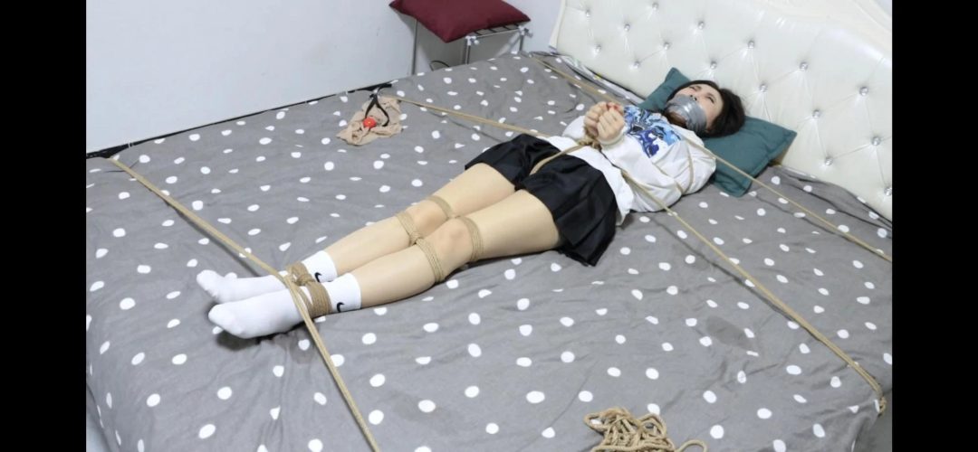 墨染青衫 家中遇险