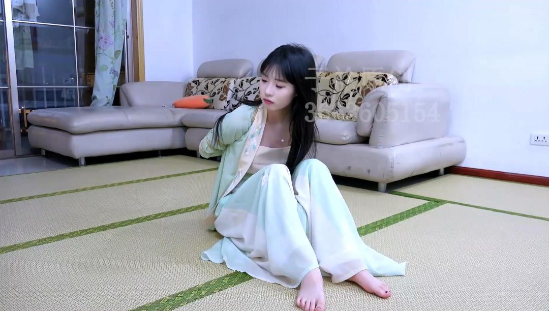 枝枝 汉服 五花 口球口水