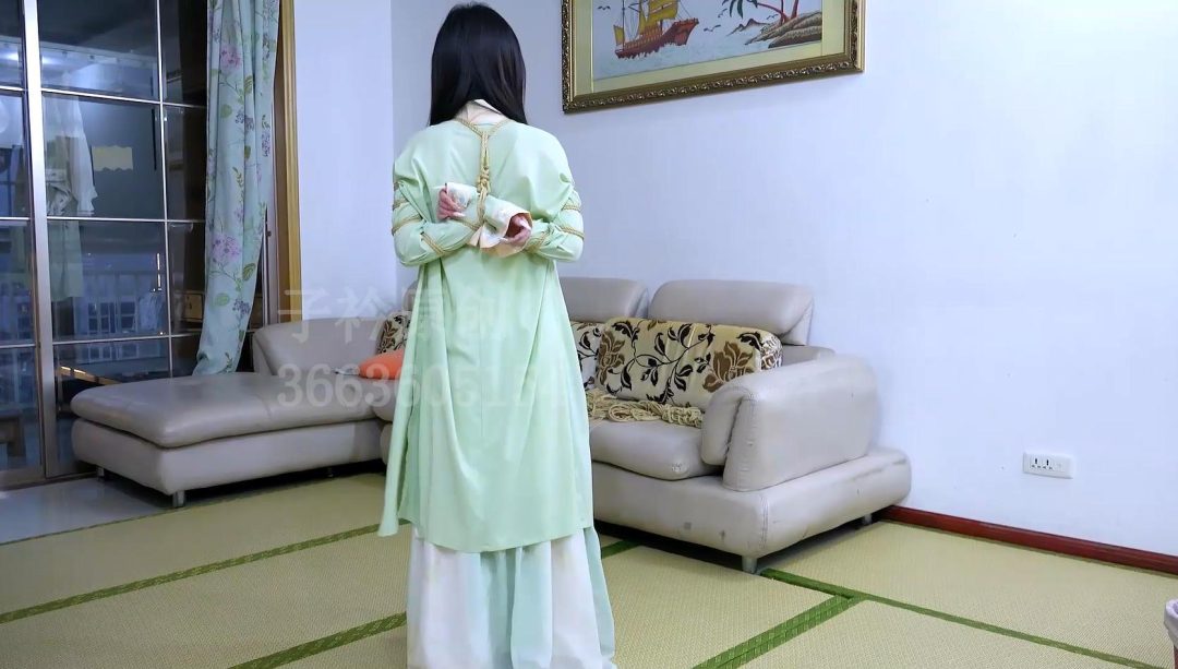 枝枝 汉服 五花 口球口水