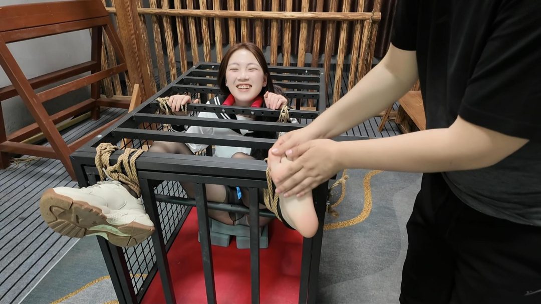 拍脚主播之贝贝