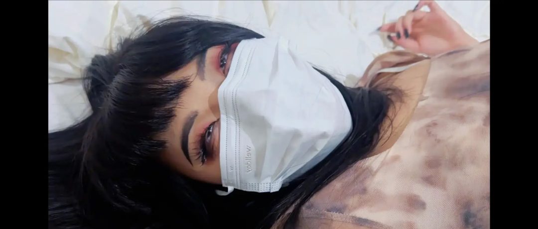（菠萝定制）女大学生被催眠