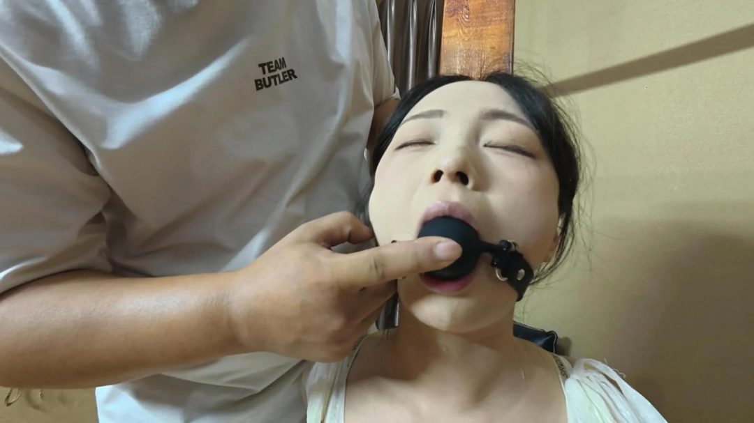山鬼工作室 动动深喉口球老虎凳定拍 上集