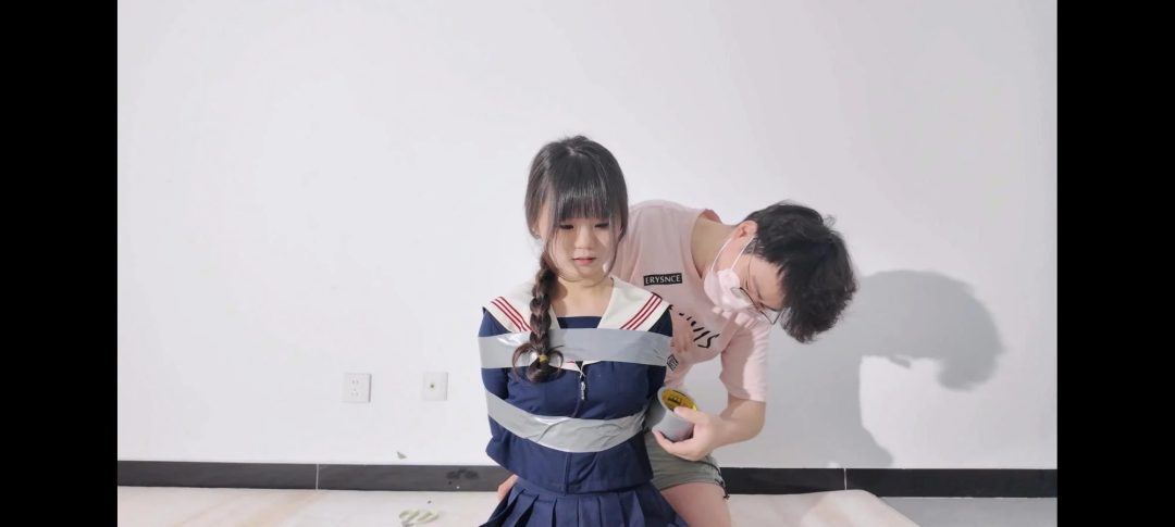 AKUN 《我到二仙桥》 定拍作品