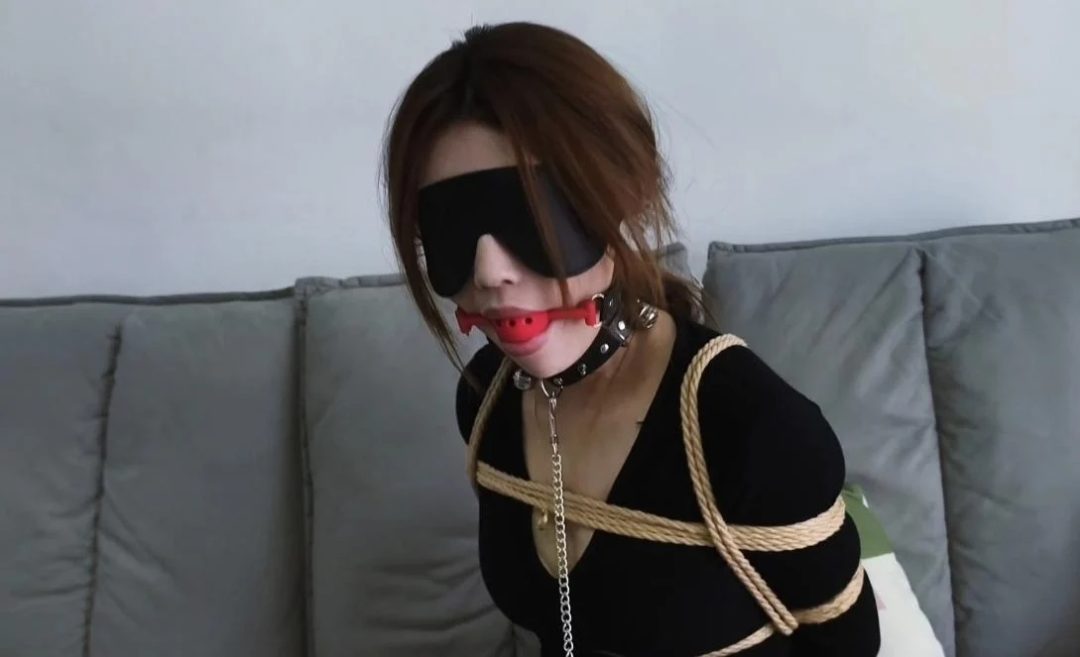 【禾一原创】（私人订制）《崩溃的卧底》卧底在执行任务中被出卖，被进行折磨 放置 想