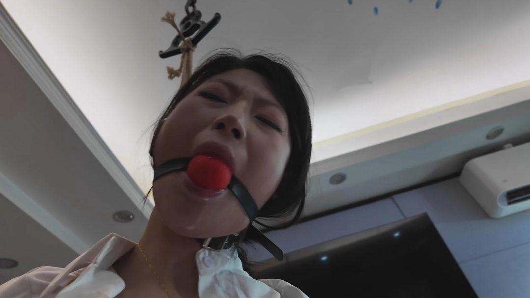 绳屋藏娇 定拍：魏灿紧缚口球吊脖