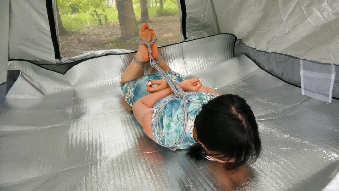 女M的野外训练