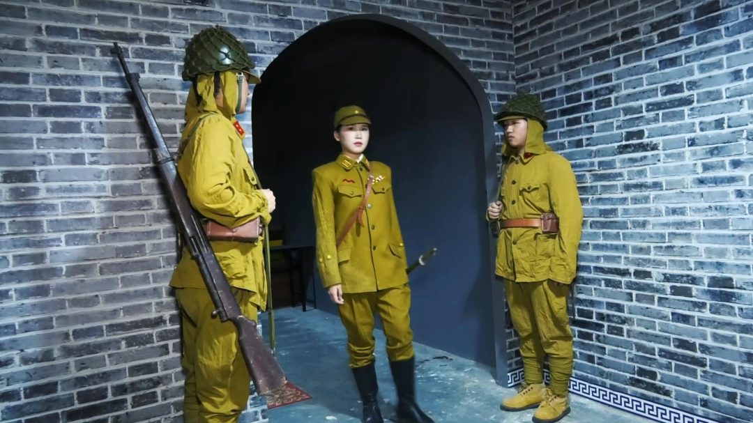 女烈大片~定拍转公映《狱骨双姝》在沦陷区两名地下女同志在秘密接头时被叛徒出卖被捕遭受各种酷刑后英勇就义