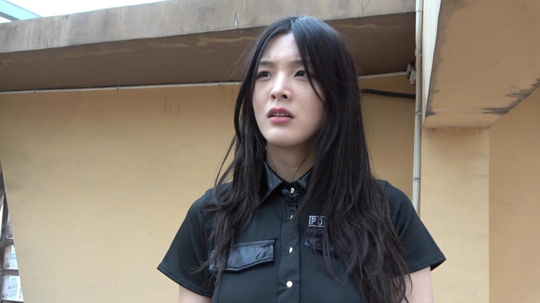 护士和女搜查官