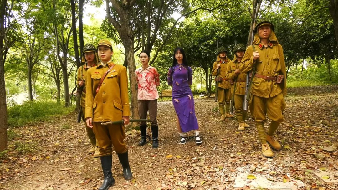 女烈大片~定拍转公映《狱骨双姝》在沦陷区两名地下女同志在秘密接头时被叛徒出卖被捕遭受各种酷刑后英勇就义
