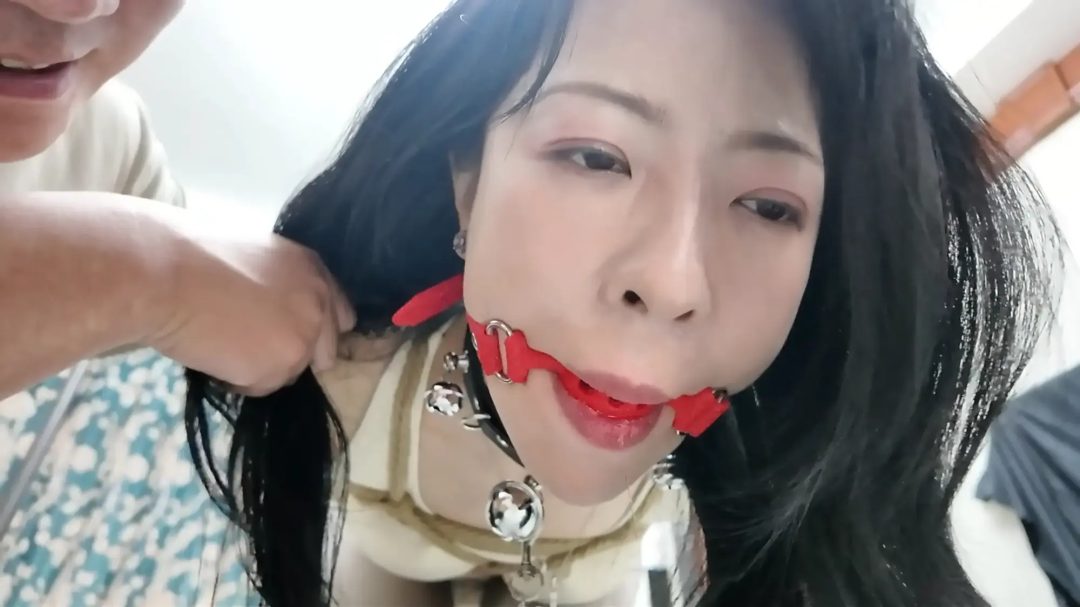 枫叶工作室精品定制2.7k剧情片—《母女劫难》重制版 单亲妈妈因无钱交房租被房东胁迫 女儿发现隐情被房东捂晕一同被捆绑囚禁