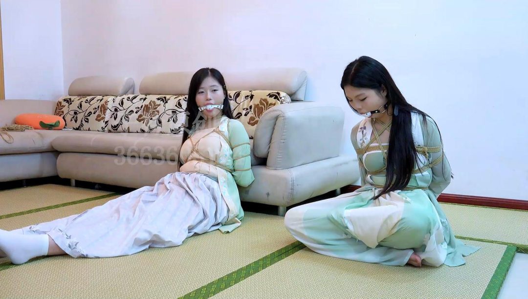 安安小颖 汉服口球猜词游戏