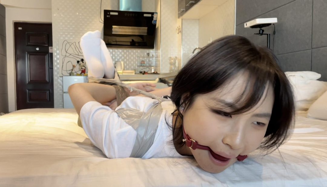 【缚艺录】【小媛】白袜、胶带、驷马