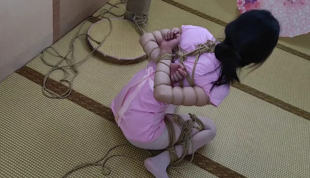 随心原创 晓雪 强制垫脚器惩罚