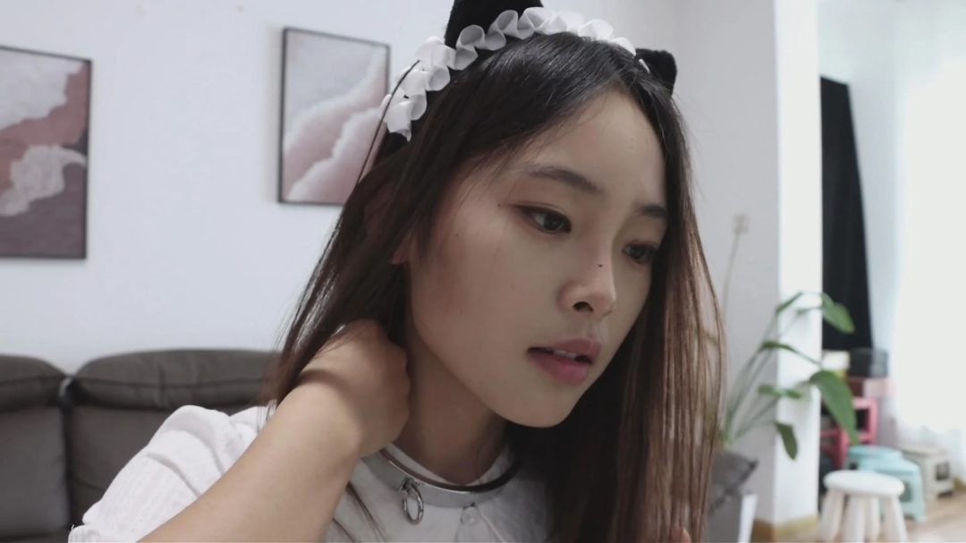 【绝美新人】【得意客定拍】《直播陷阱》清纯系绝美新人模特青辞，叼着自己的原味白袜在做直播！小家伙，你掉进陷阱了！