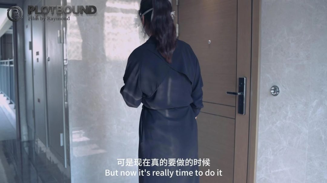 【PlotBound】（精品剧情）女神老师不可能是M（第五集）:被不知情的学生弄成最折磨的造型