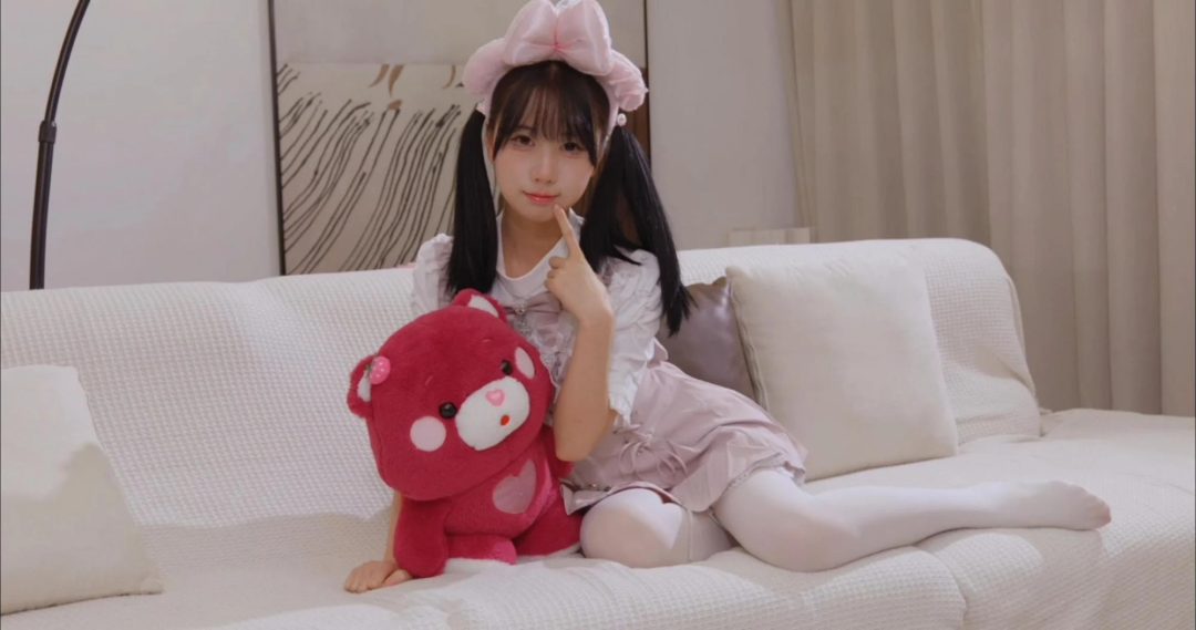 【袜得肤原创摄影】安娜厚白丝洛丽塔两套加长臻享版