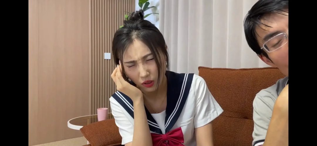 （枫叶工作室原创）虚伪的男人
