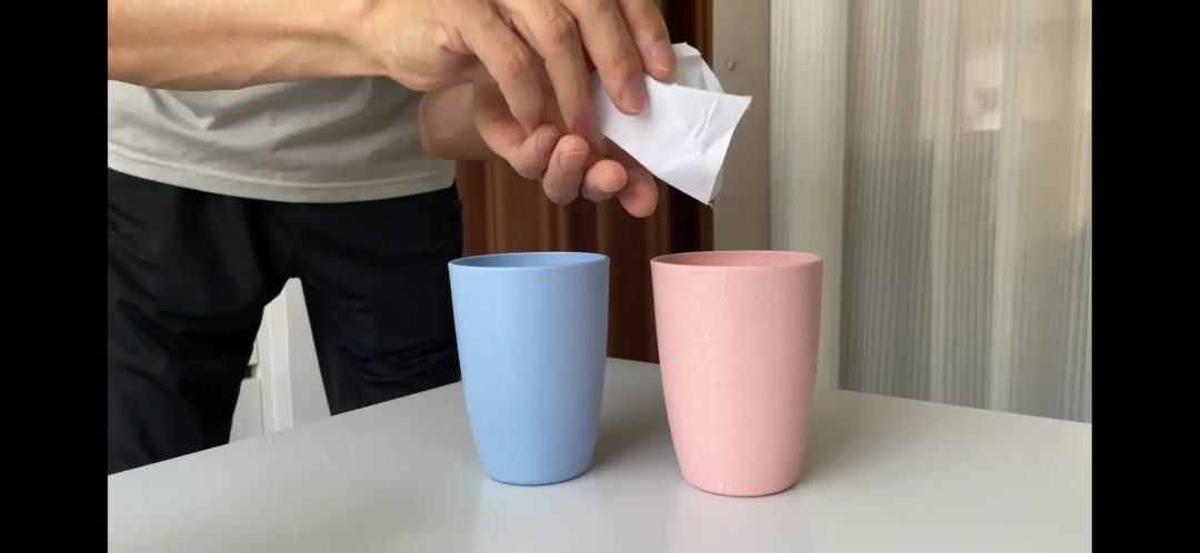 （枫叶工作室原创）虚伪的男人
