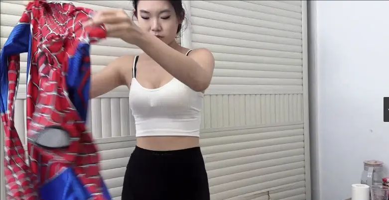 【梦川工作室】（雯雯）人妻蜘蛛侠身份暴露后被调教