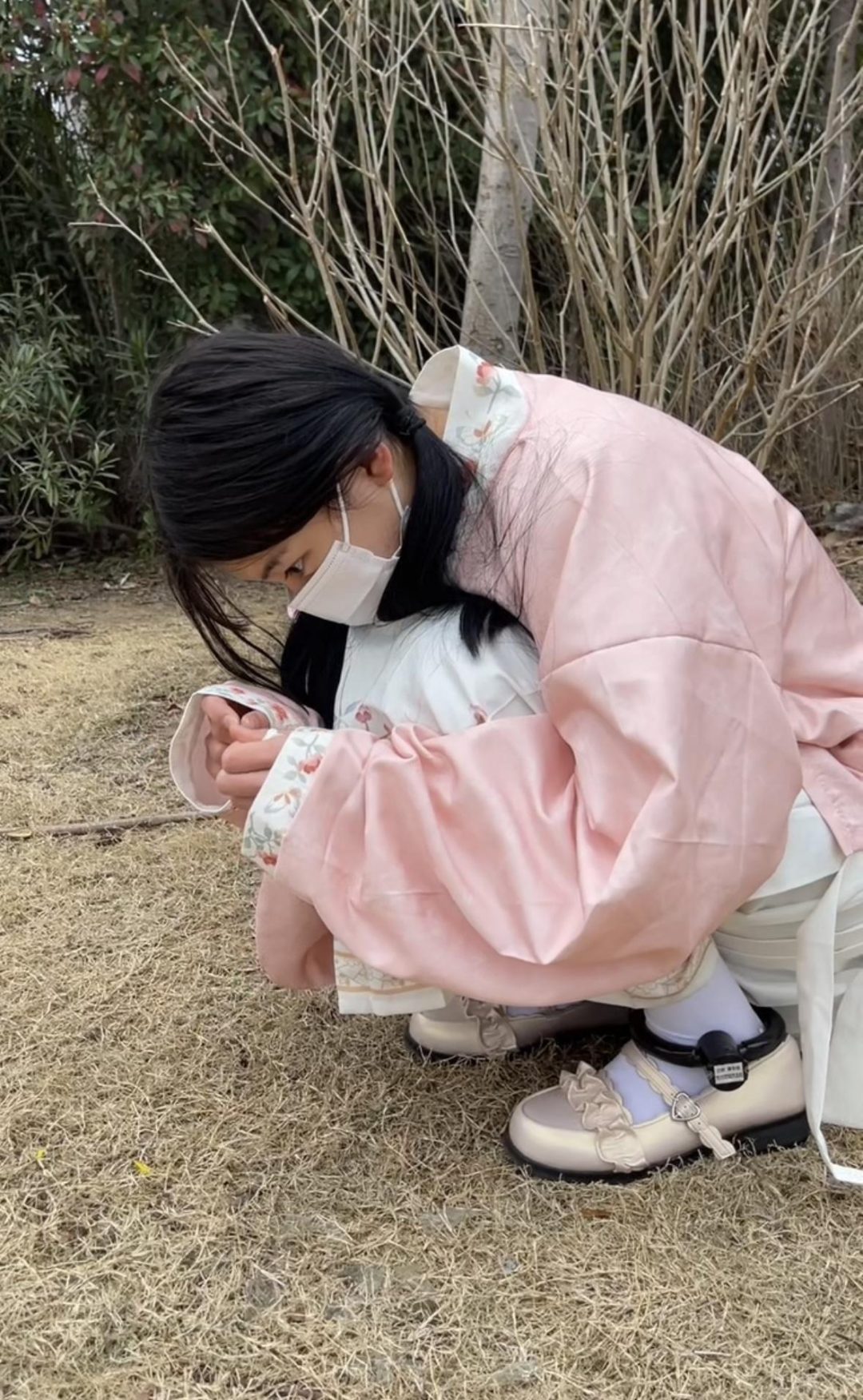 18岁女高的四天镣铐生活（2）适应重镣，公园2公里走路镣责