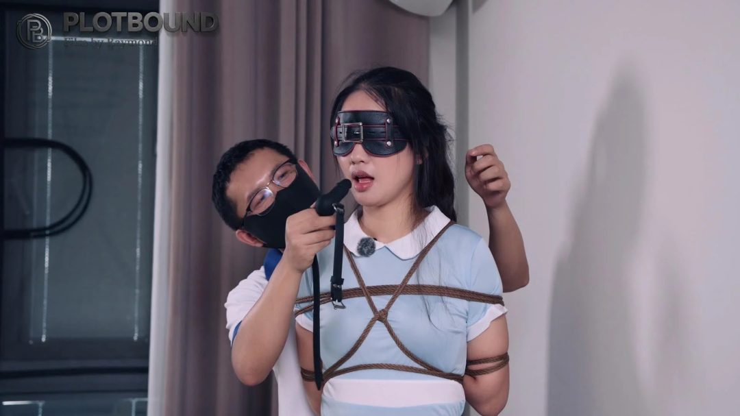 【PlotBound】（绝对超值）女神老师不可能是个M（第六集）:为了帮学生对捆绑游戏祛魅而勇敢献身，却没想到学生竟如此大胆