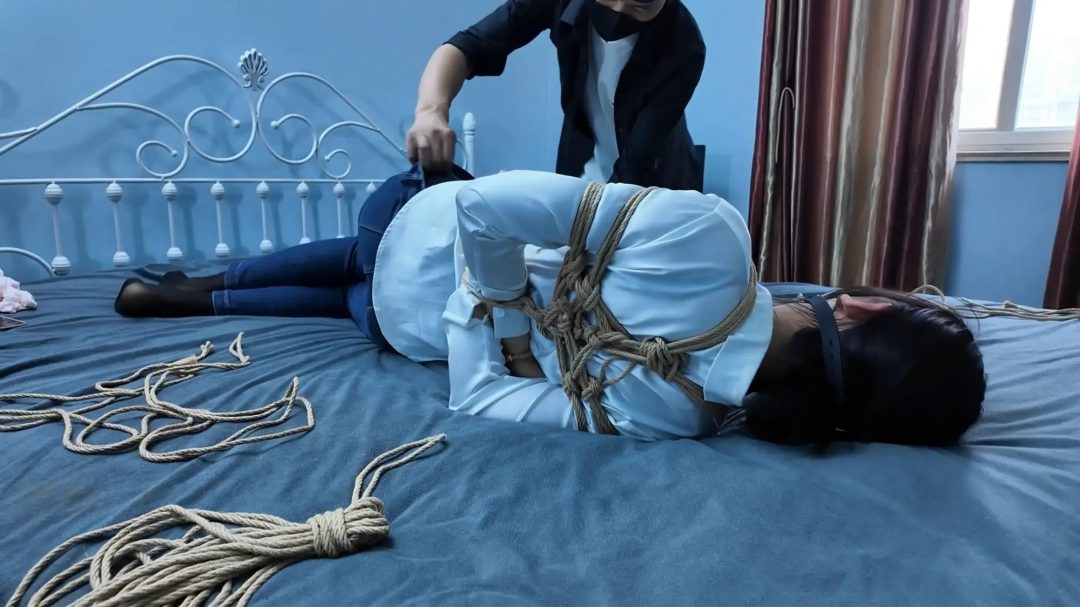 绳屋藏娇 私人定制-魏灿驷马床缚