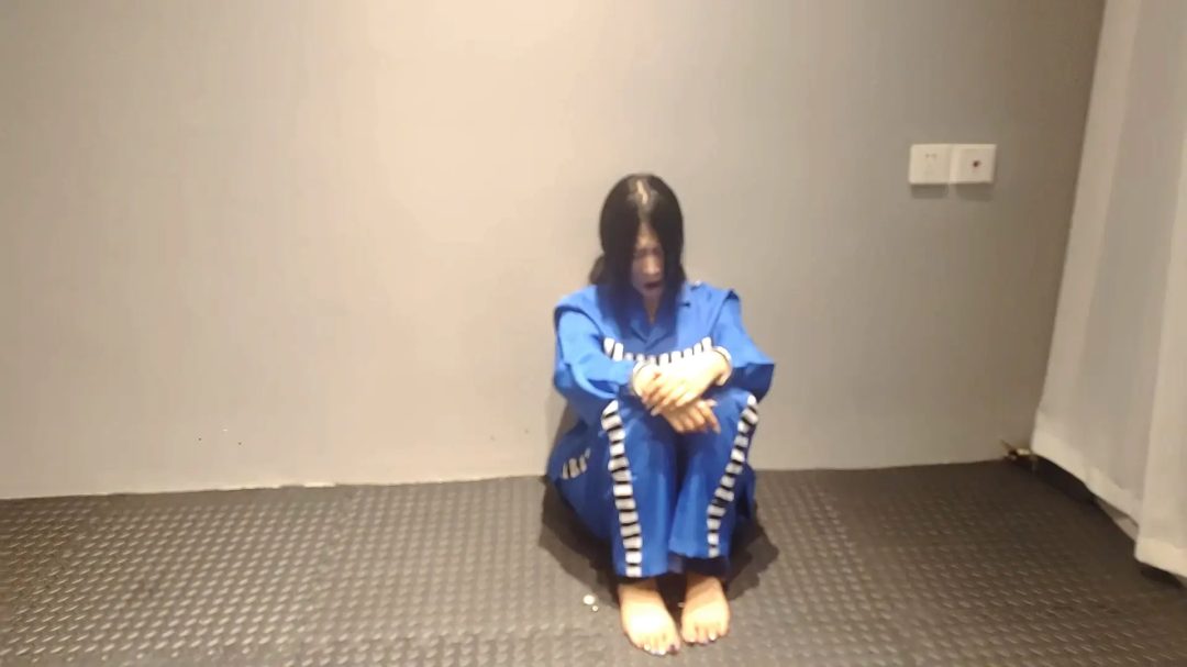 柒月女囚体验