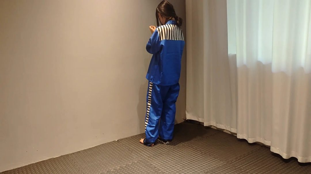 柒月女囚体验