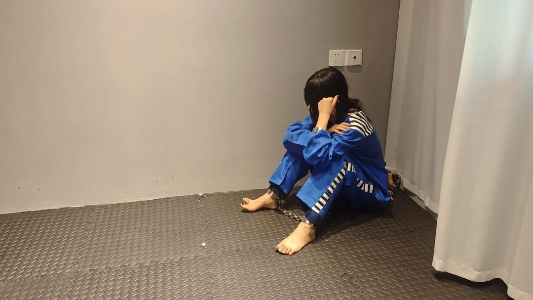 柒月女囚体验