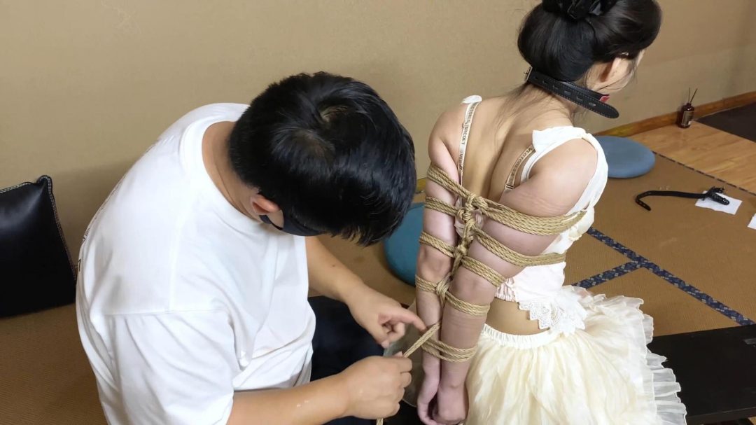 山鬼工作室 动动深喉口球老虎凳定拍 下集