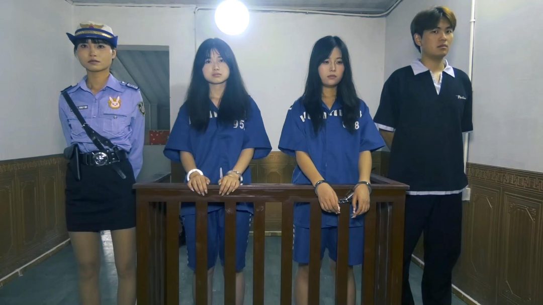 新场地定拍转公映《绝色深渊》两名年轻貌美的女孩因金钱的贪婪走向深渊