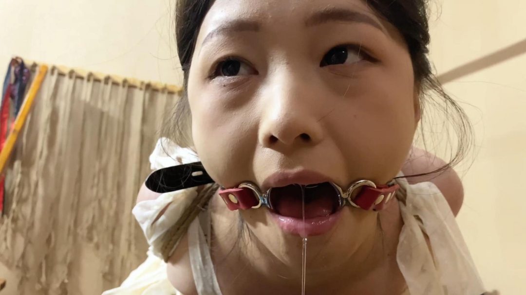 山鬼工作室 动动深喉口球老虎凳定拍 下集