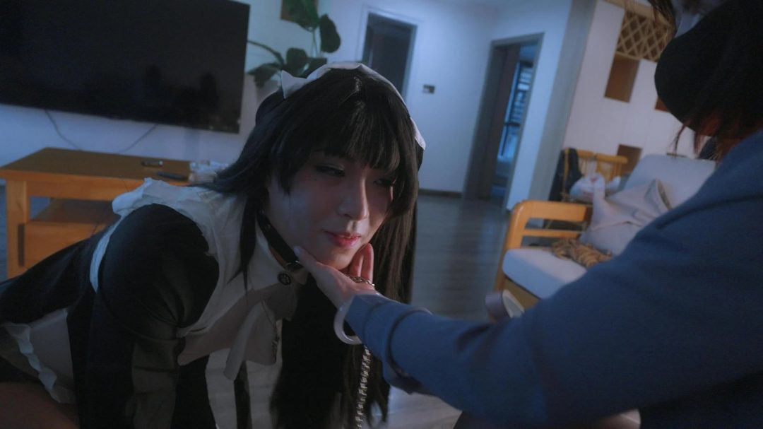 【噗叽】《小情侣劫难Ⅱ》女生决定亲自调教男友，谁知女生下手毫不留情，口枷，口球，恨不得把所有道具都实验一边，我在旁边看着都心惊，哪想到她确是享受其中...