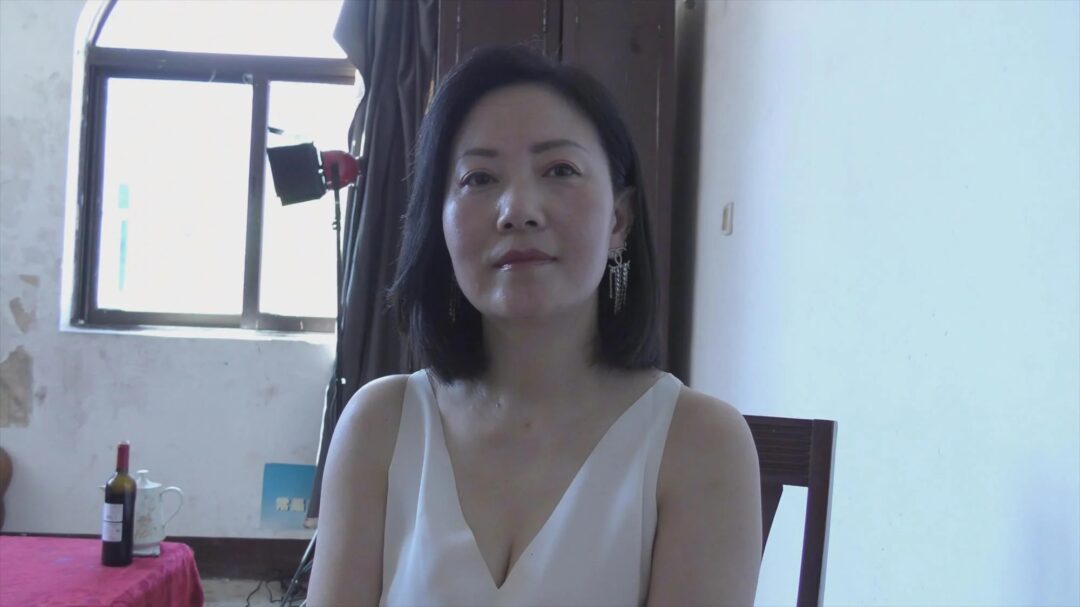 【老鬼定拍】胭脂扣《谢纾闷热堵嘴炼狱上》【知性熟女/灰丝蓝高跟/自己原味丝袜堵嘴/汗湿/口球/强迫运动/放置】