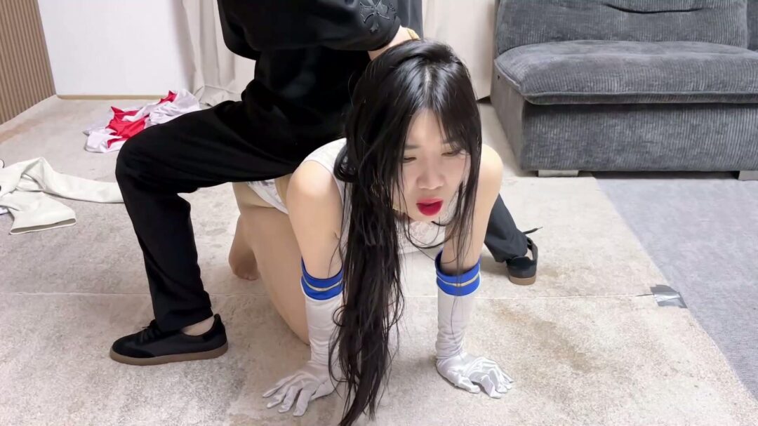 魔法女战士冯迪妮虚弱战败被脱战衣 魔法女战士冯迪妮虚弱战败被脱战衣